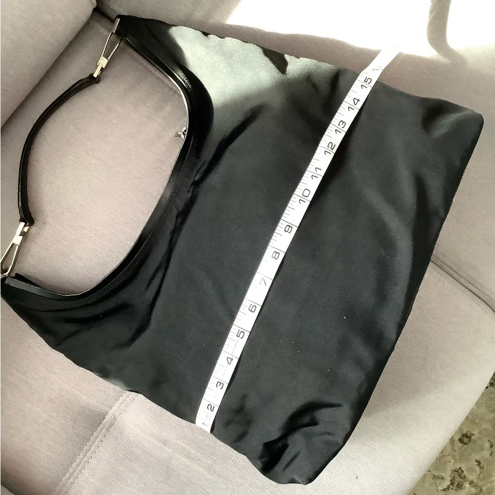Authentic GUCCI hobo bag 🌹🌹🌹 - Picture 9 of 16